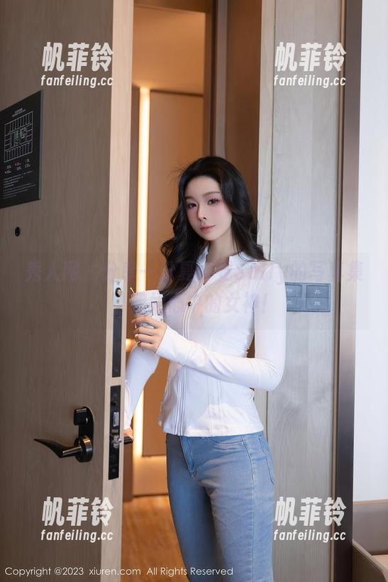 秀人网 - 分享一份夏诗雯Sally的写真集，姐姐心中的女神！