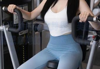 秀人网 – 幼幼的修女跨界，美图之下，谁能想象她的“宗教”信仰。
