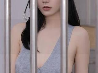 秀人网 – 白丝系列合集登场，是小逗逗的资源正好和我的审美对上线。