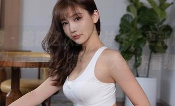 秀人网 – 糖糖这次的网袜作，更新后直接上升为新高度，得带放大镜来看细节！