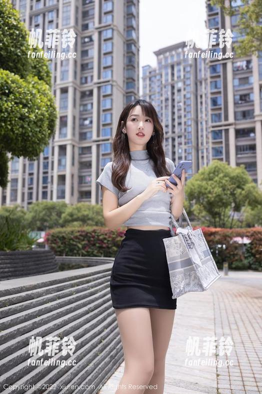 秀人网 - 麻布学妹的高清美腿事务图集，眼睛都要贴屏了！