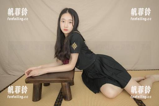 紧急企划 - 全面审视奶昔的棉袜合集，照片让人一见倾心，不小心又多看了几眼。