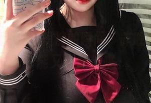 下载纯爱neko短裤的瞬间，昨晚吃的晚餐可能又要吐出来。