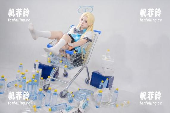 异想天开的纸悦Etsu_ko少女合集：图片泛起波澜，心底却是沉静的涟漪。