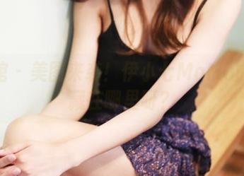 美媛馆 – 美图来袭！伊小七MoMo的秘密藏在哪里呀？
