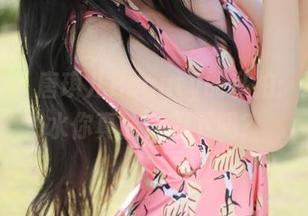 美媛馆 – 唐琪儿Beauty的私拍：这死库水你真能穿得下吗？