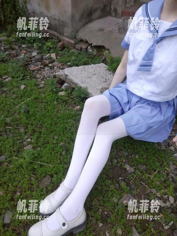 图片一瞥：西尔酱，还有比黑死库水更绝的姿态吗？