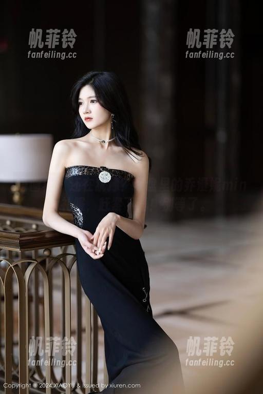 语画界-乔漫妮mina 语画界 - 还在犹豫?网盘里的乔漫妮mina礼服,赶紧下载!别等了。