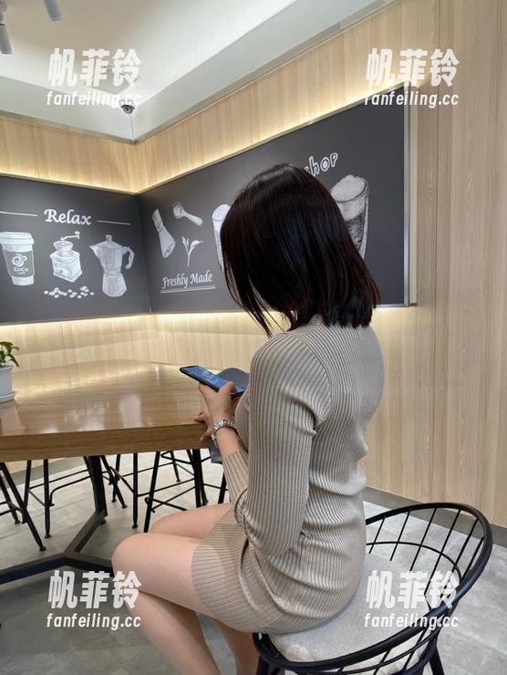 雅雅的气质呀 微密圈 - 节奏感满分!定制双人图片,雅雅的气质呀和小伙伴们合影成趣